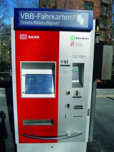 in Zukunft historisch: der Fahrkartenautoma.
